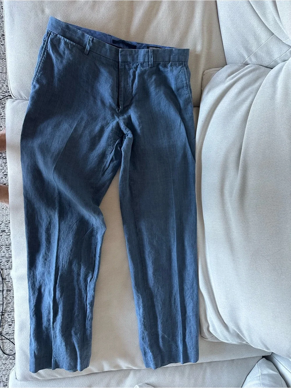 Banana Republic Men’s Chambray Blue Linen Trousers 33x31